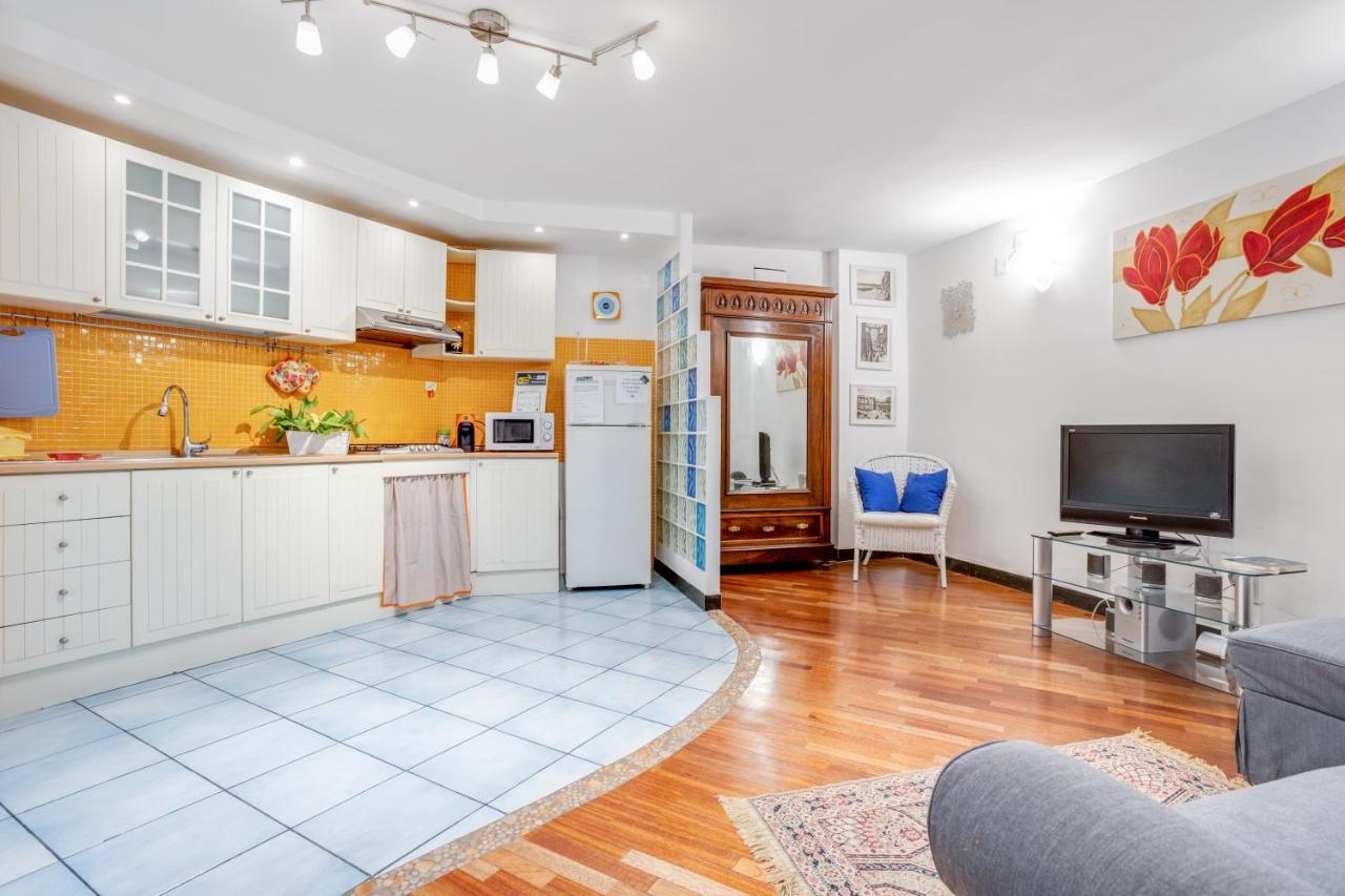 Guesthost - Casa Querida Central & Elegant Flat Неаполь Екстер'єр фото