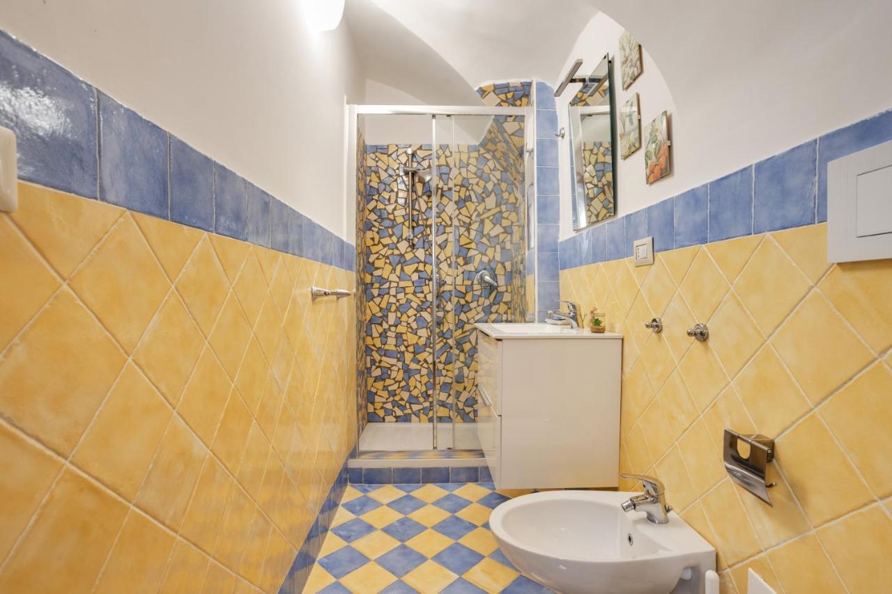 Guesthost - Casa Querida Central & Elegant Flat Неаполь Екстер'єр фото