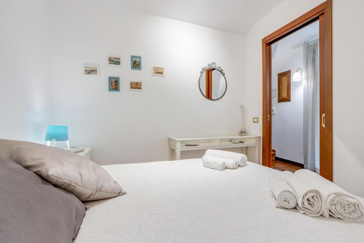 Guesthost - Casa Querida Central & Elegant Flat Неаполь Екстер'єр фото